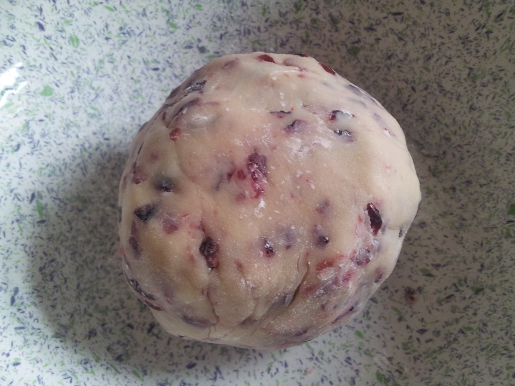 Cranberry-Marzipan-Pralinen mit glasierten Walnüssen | Claudi&amp;#39;s vegan world